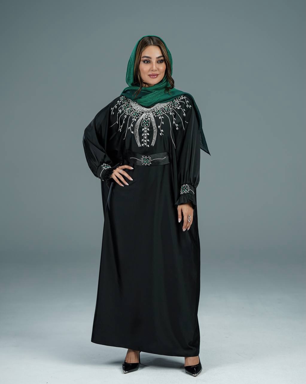 عبای جلو بسته زنانه / مدل نیاز پارچه ساتن زارا ترک/ جواهر دوزی شده کار دست تضمین اصالت