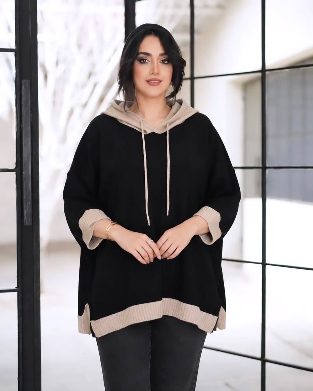 هودی بافت اوور سایز مدل یاسمین / جنس اکریل درجه یک/ مناسب ۳۸ تا ۴۶ کیفیت عالی